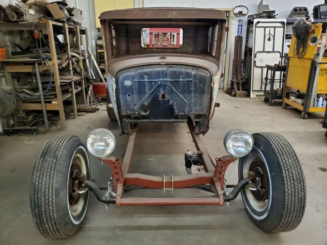 1930 Ford Model A - photo 3