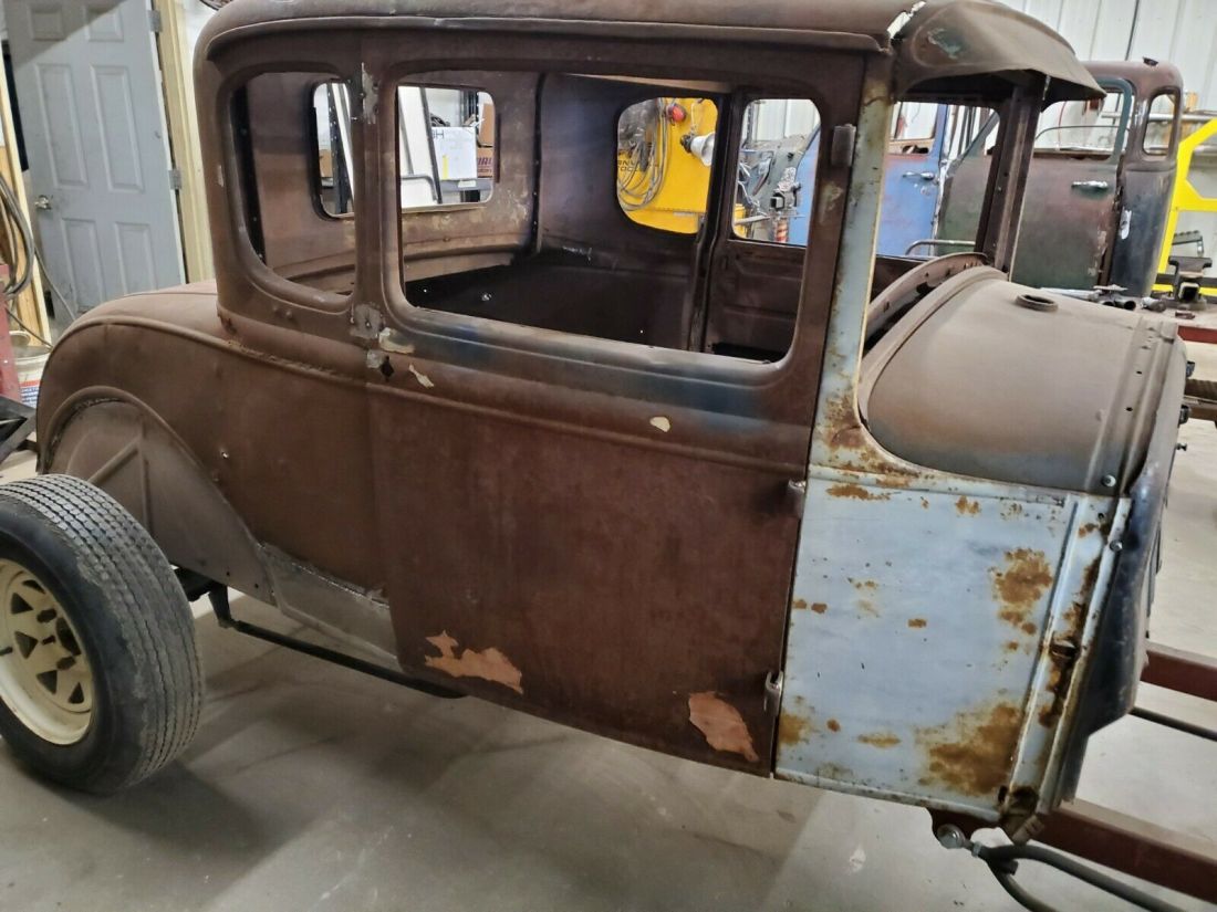 1930 Ford Model A - photo 7