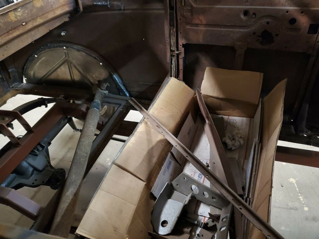 1930 Ford Model A - photo 8