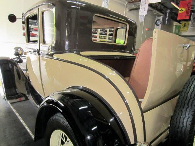 1930 Ford Model A - photo 9
