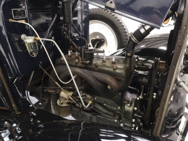1930 Ford Model A Deluxe Rumble Seat Coupe - photo 12