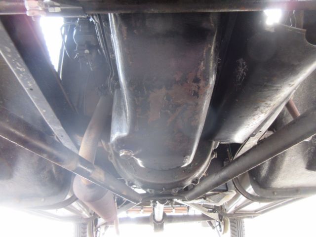 1930 Ford Model A Deluxe - photo 11