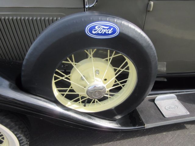1930 Ford Model A Deluxe - photo 6