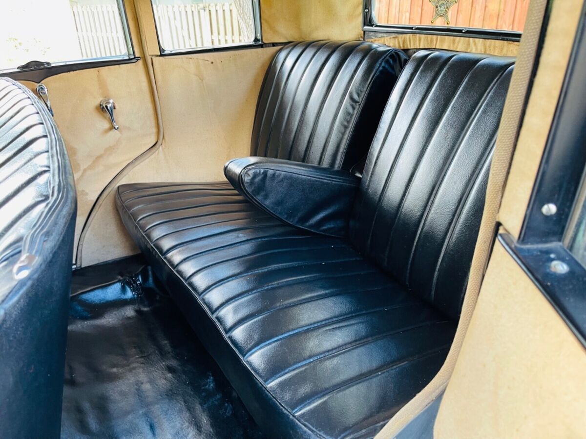 1930 Ford Model A - photo 12