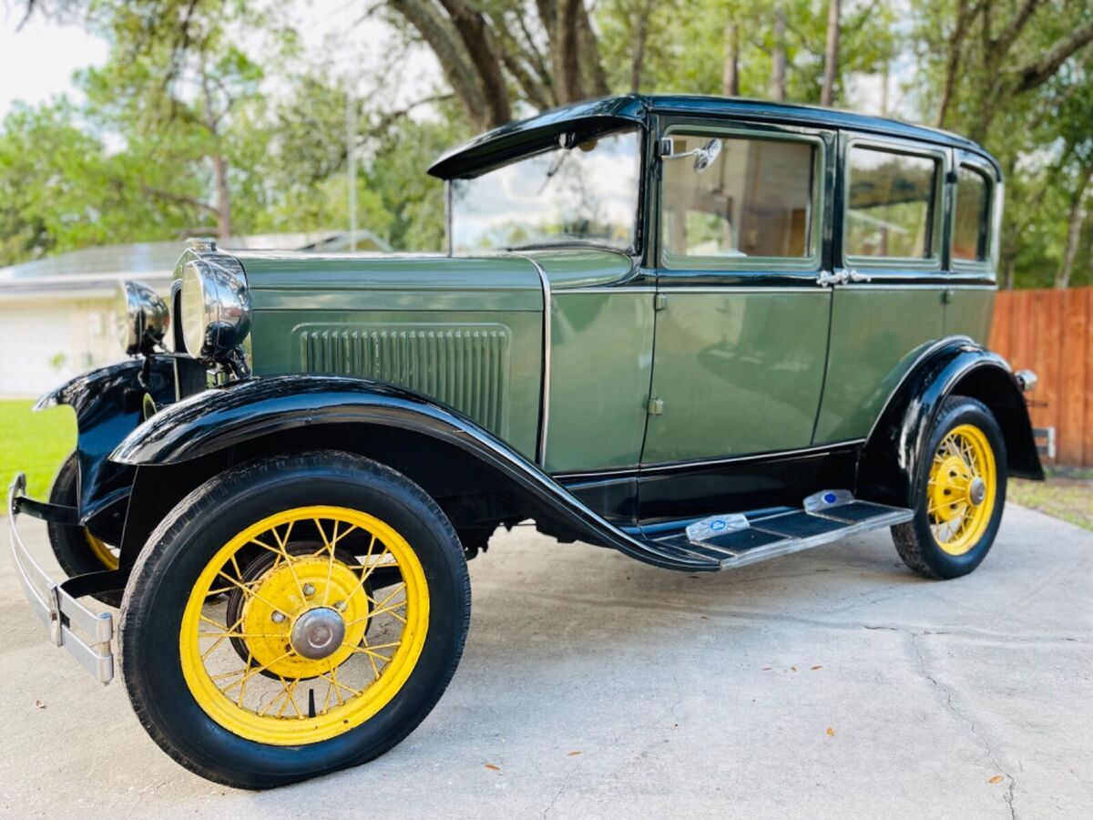 1930 Ford Model A - photo 2