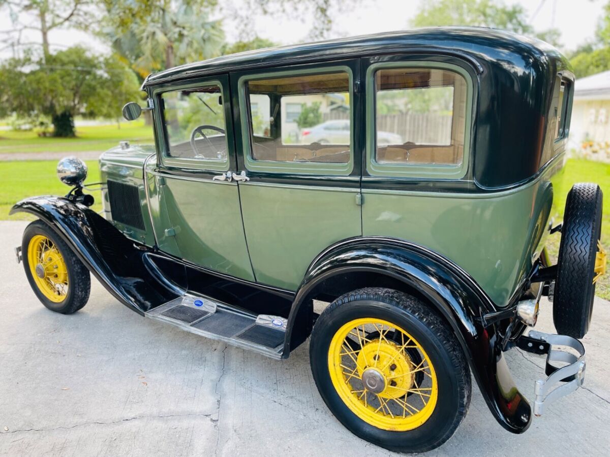 1930 Ford Model A - photo 4