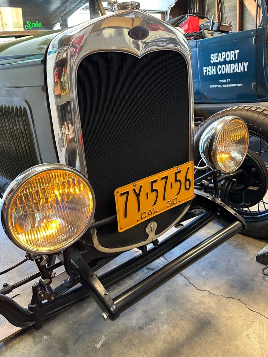 1930 Ford Model A - photo 11
