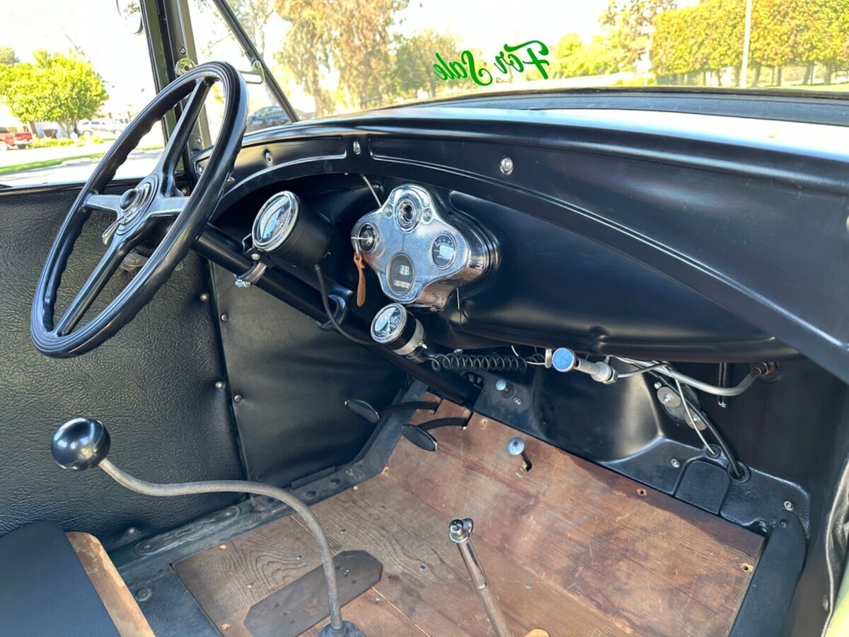 1930 Ford Model A - photo 9