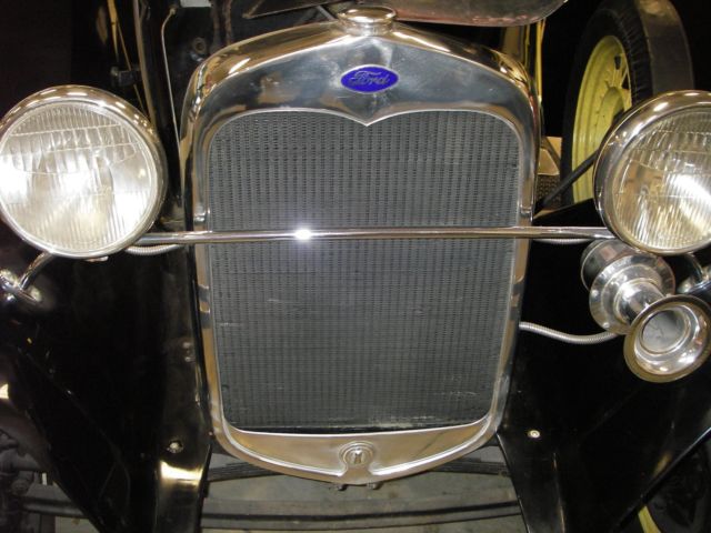 1930 Ford Model A - photo 12