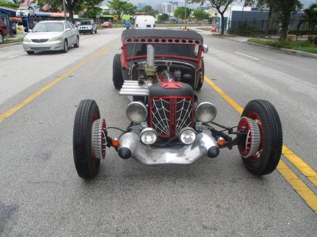 1930 Ford Model A - photo 4