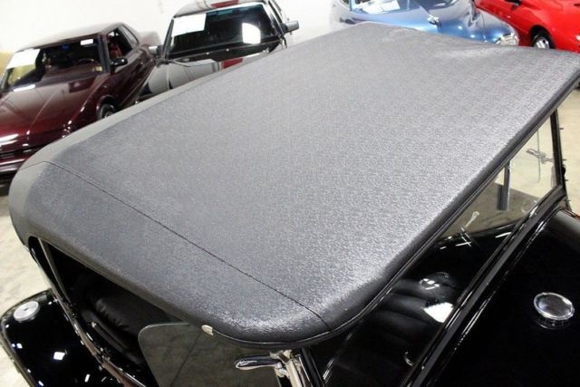 1930 Ford Model A Roadster - photo 11