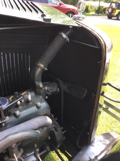 1930 Ford Model A Roadster Deluxe - photo 13