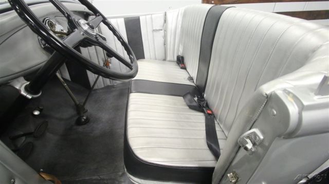1930 Ford Model A Roadster Pickup - photo 4