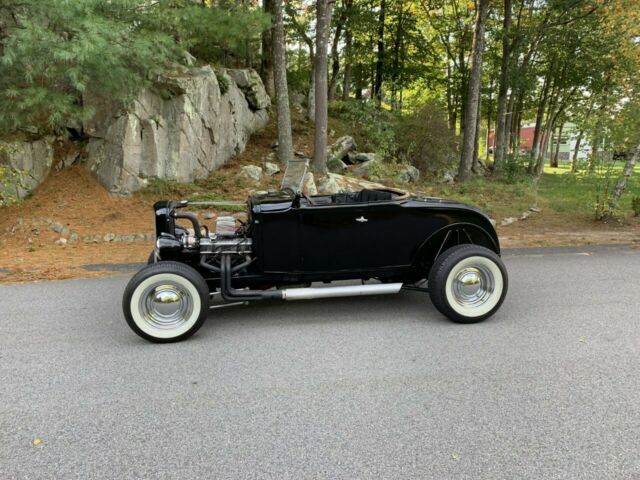 1930 Ford Model A - photo 2
