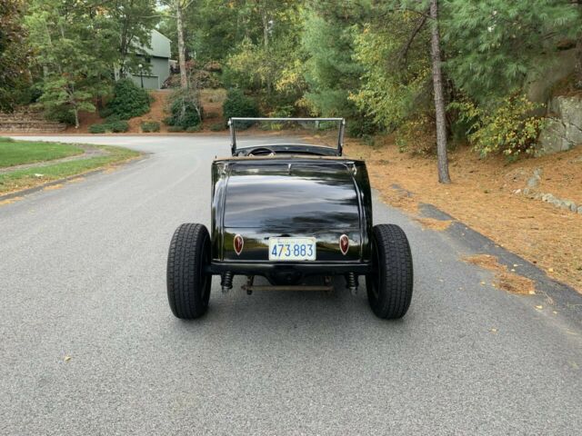 1930 Ford Model A - photo 4