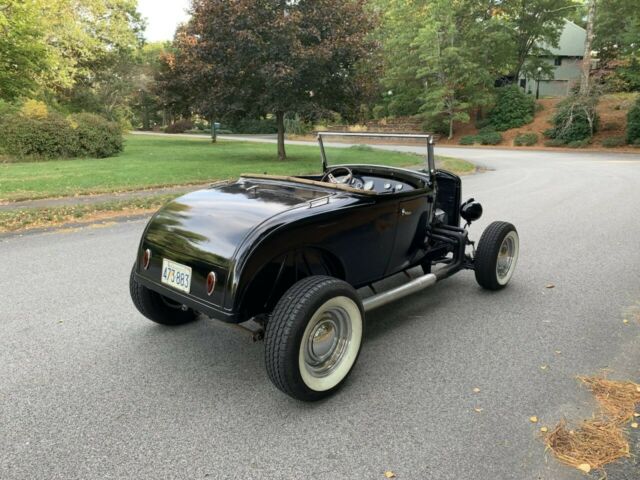 1930 Ford Model A - photo 5