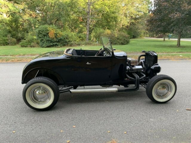 1930 Ford Model A - photo 6