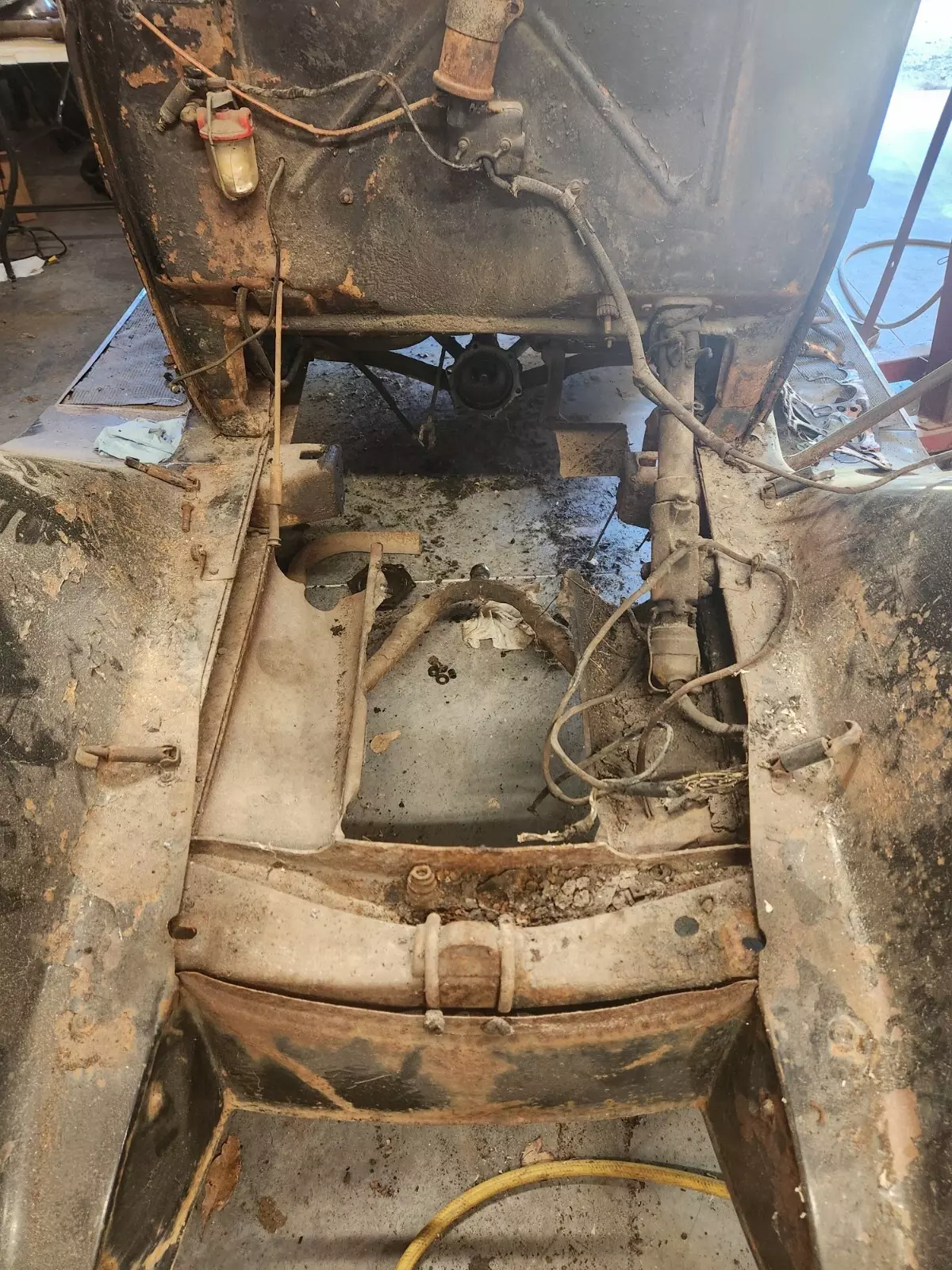 1930 Ford Model A - photo 2