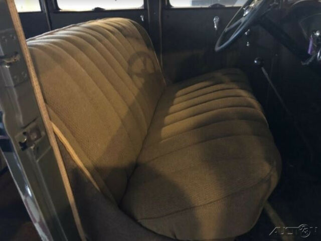 1930 Ford Model A - photo 10