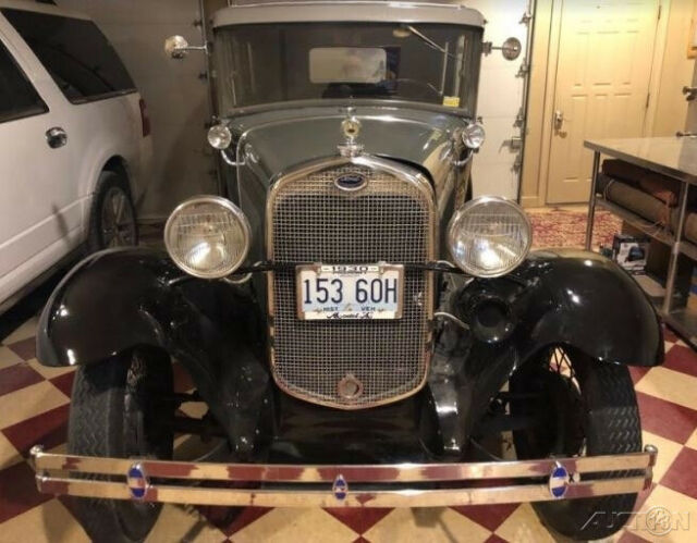 1930 Ford Model A - photo 3