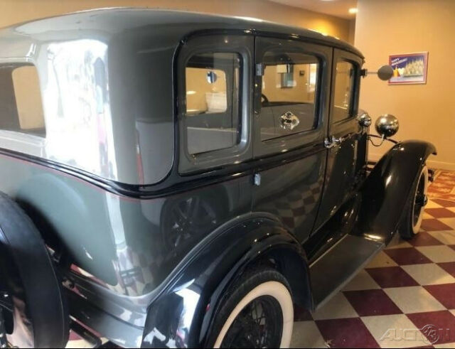 1930 Ford Model A - photo 5