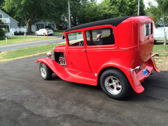 1930 Ford Model A sedan - photo 3