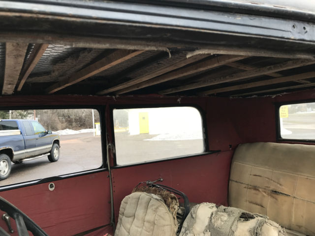 1930 Ford Model A Sedan - photo 11
