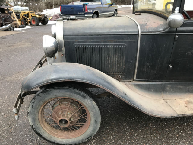 1930 Ford Model A Sedan - photo 4
