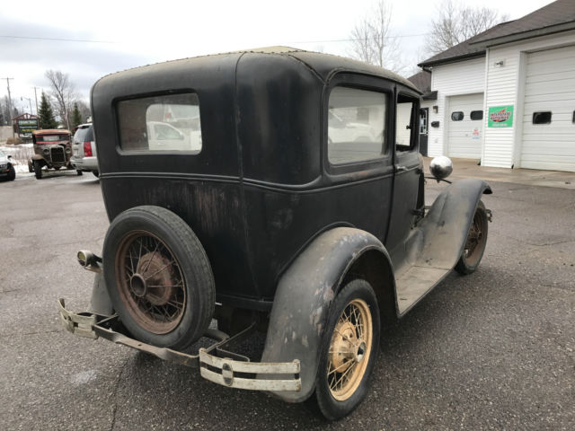 1930 Ford Model A Sedan - photo 7