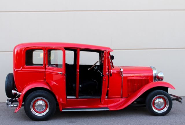 1930 Ford Model A Street Rod Hot Suicide Doors Oldtimer - photo 4