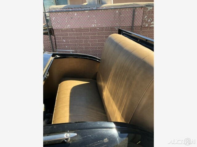 1930 Ford Model A - photo 3
