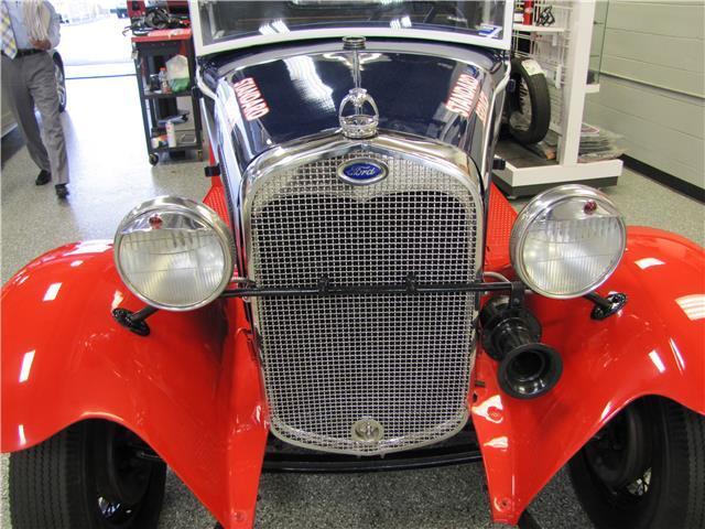 1930 Ford Model A - photo 11