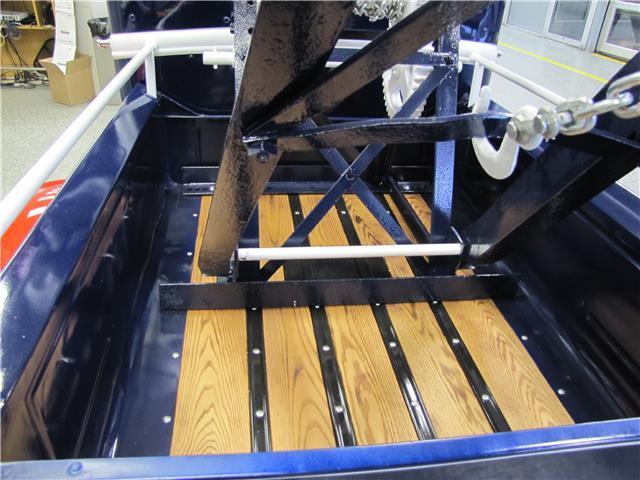 1930 Ford Model A - photo 8