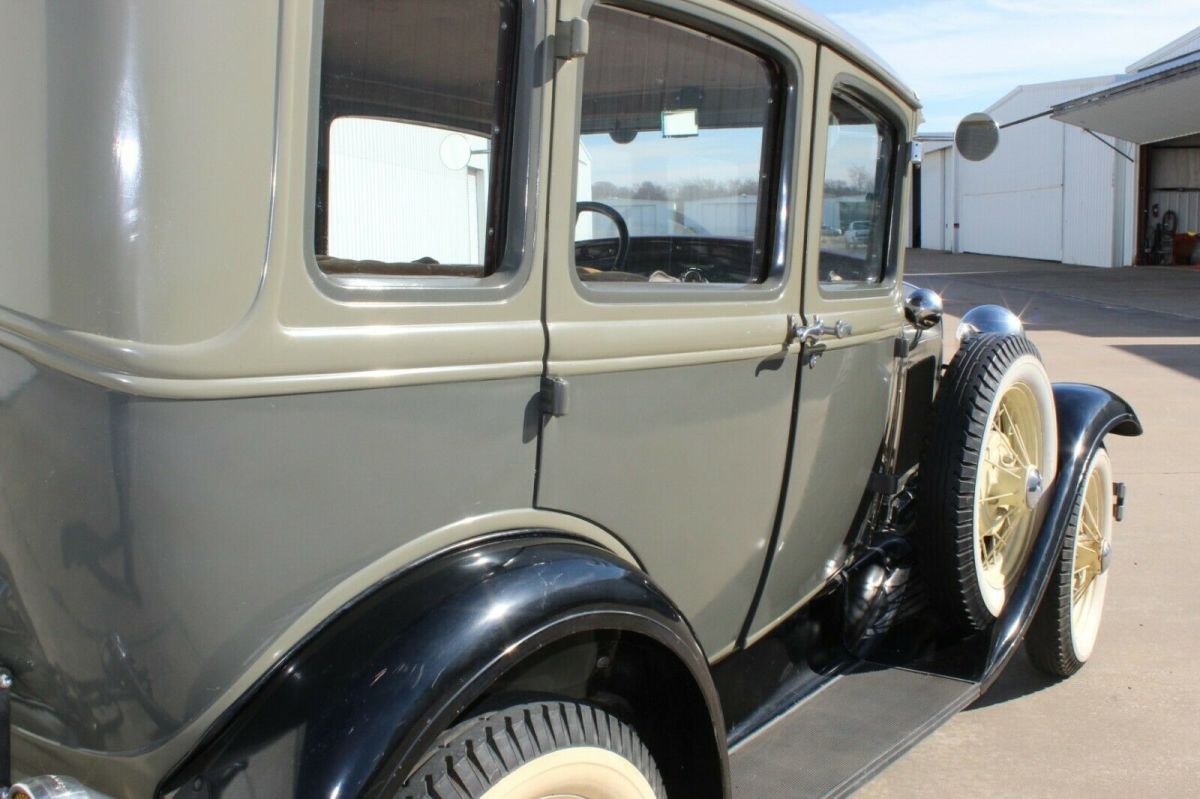 1930 Ford Model A - photo 10