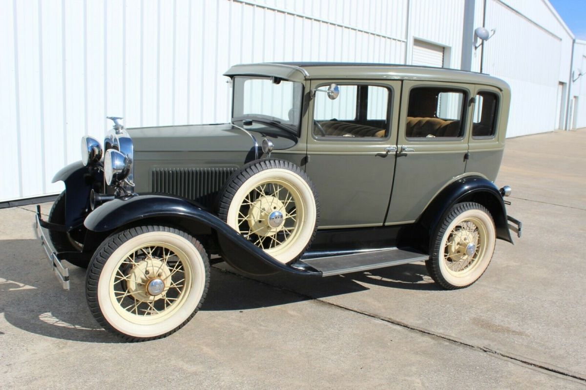 1930 Ford Model A - photo 3