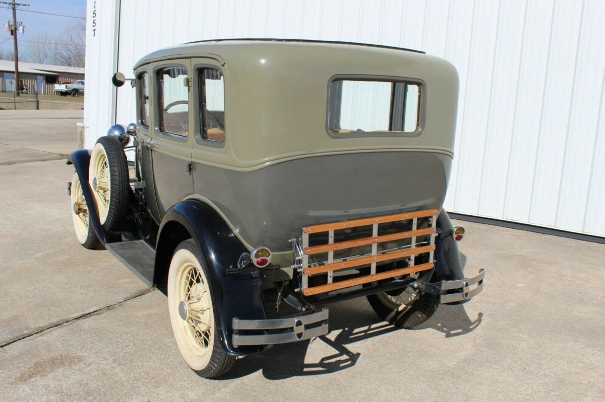 1930 Ford Model A - photo 4