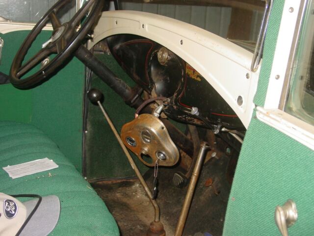 1930 Ford Model A - photo 7