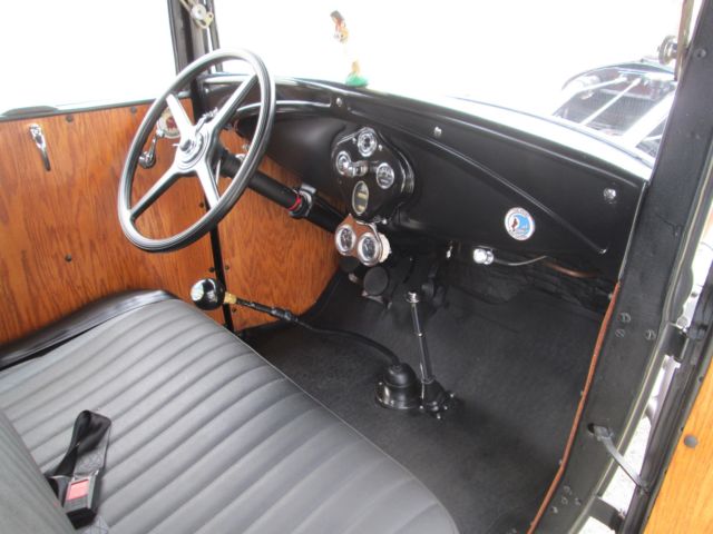 1930 Ford Model A - photo 11