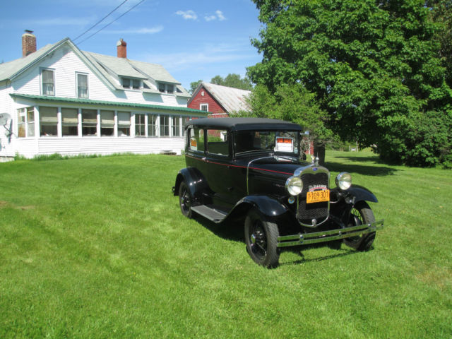 1930 Ford Model A - photo 2