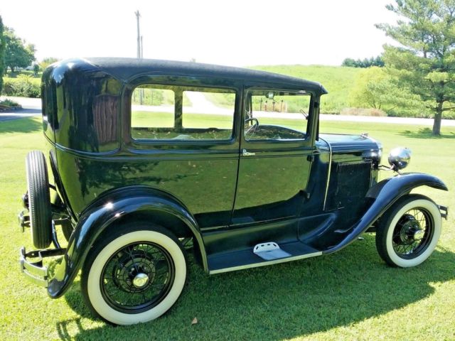 1930 Ford Model A - photo 2