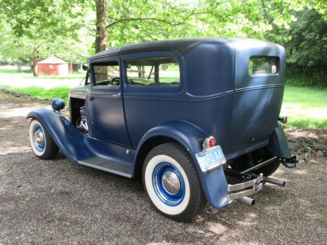 1930 Ford Model A - photo 3