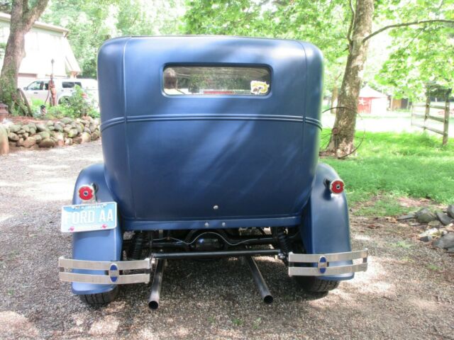 1930 Ford Model A - photo 4