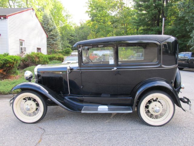 1930 Ford Model A SEDAN - photo 8