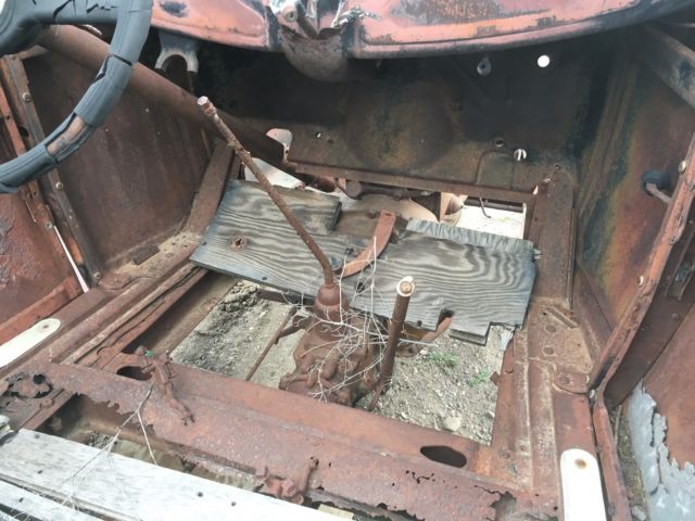 1930 Ford Model A - photo 12