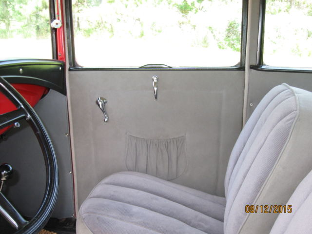 1930 Ford Model A - photo 4