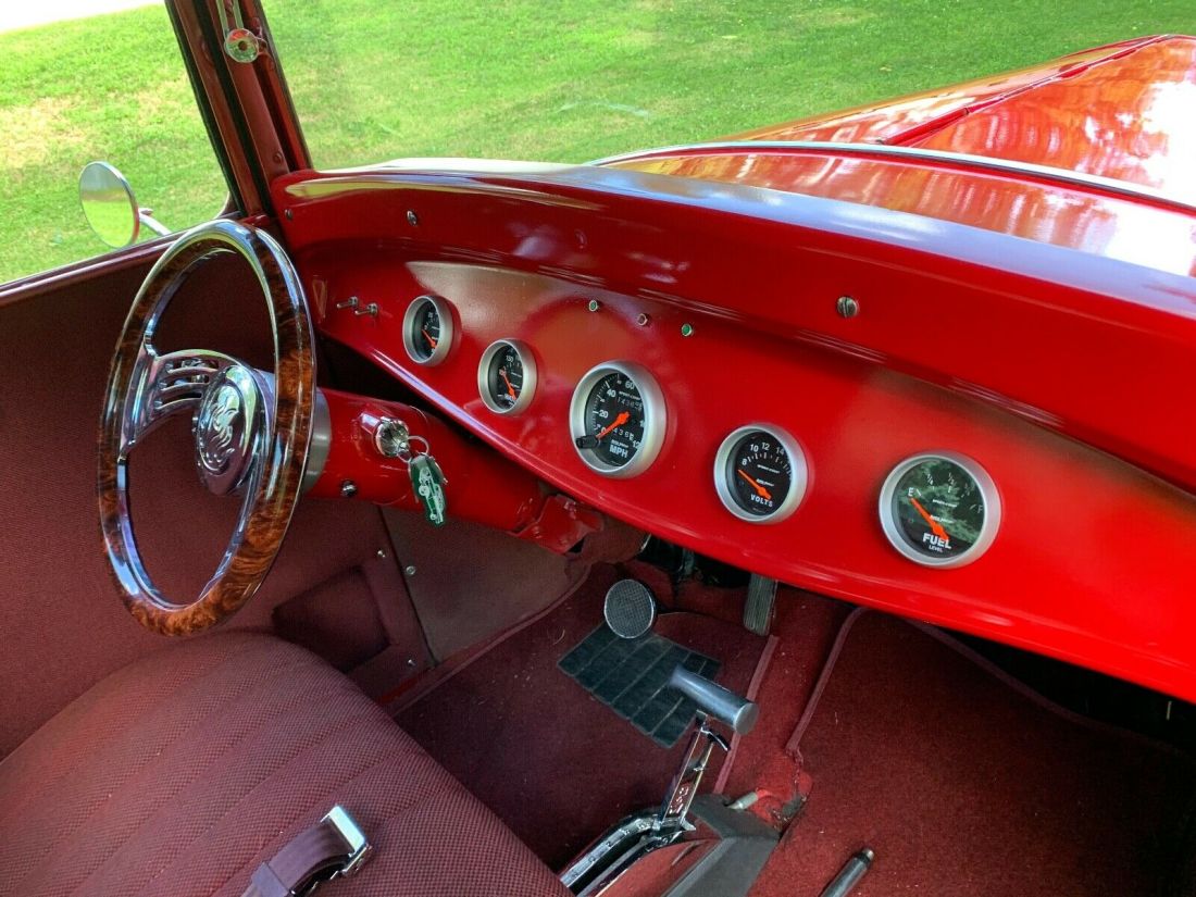 1930 Ford Model A - photo 3