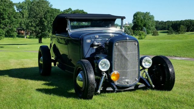 1930 Ford Model A - photo 2