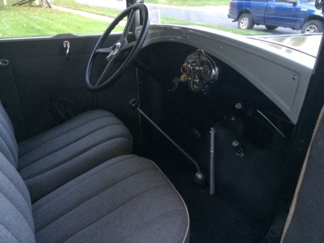 1930 Ford Model A Tudor - photo 10