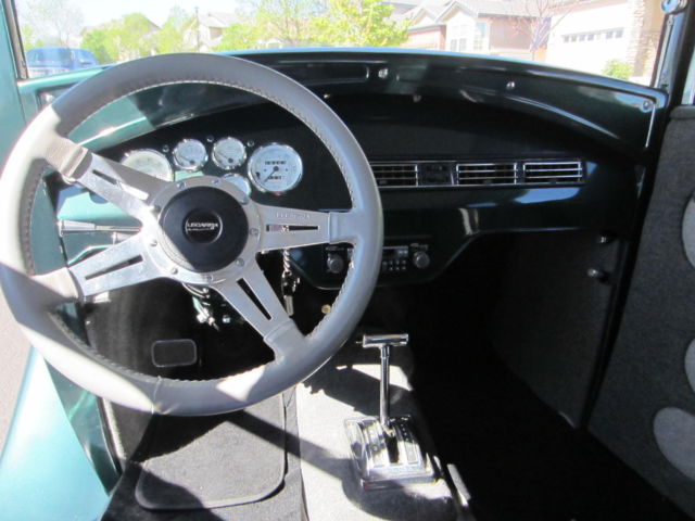 1930 Ford Model A 5 window coupe - photo 10