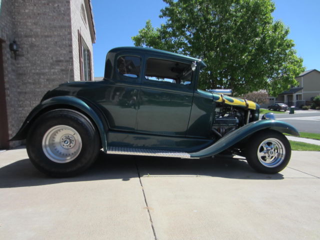 1930 Ford Model A 5 window coupe - photo 3